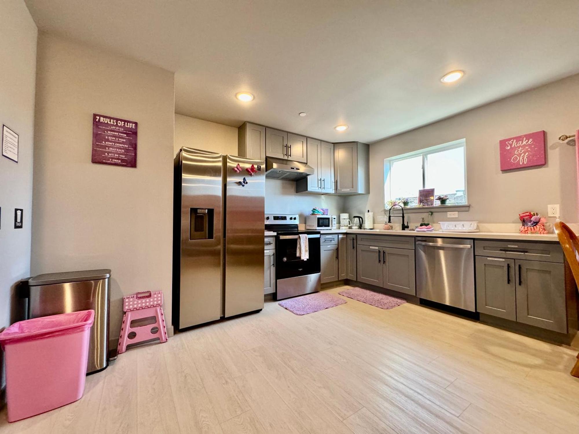 סיאטל 1 Bd Apt With 2 Extra Sofa Beds 13 Mins To Seatac Airport מראה חיצוני תמונה